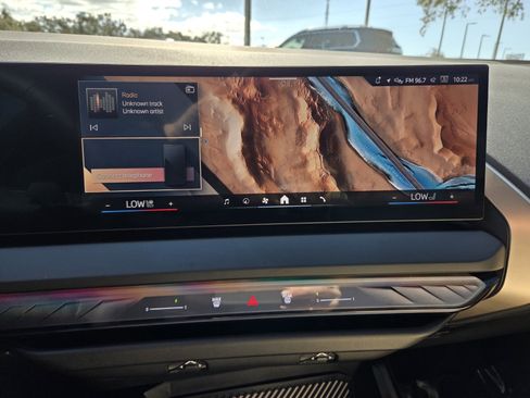 Certified 2025 BMW X3 xDrive30i w/ Premium Package image 22