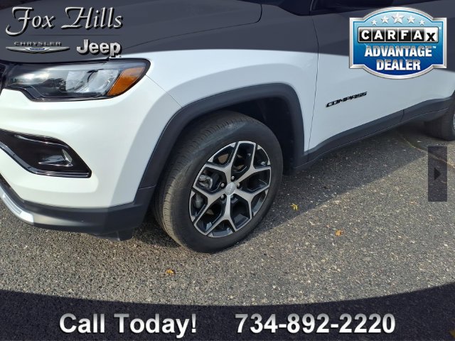 Certified 2024 Jeep Compass Limited w/ Sun and Sound Group AWD/4WD image 5