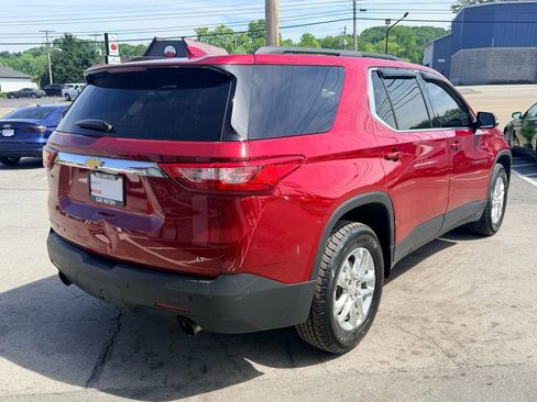 Used 2019 Chevrolet Traverse LT w/ LPO, Floor Liner Package AWD/4WD image 6