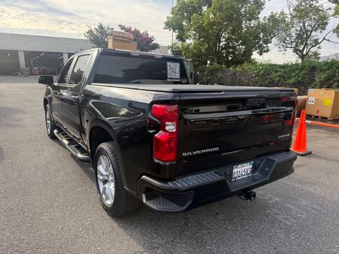 Used 2023 Chevrolet Silverado 1500 Custom AWD/4WD image 4