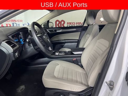 Used 2020 Ford Fusion S FWD image 10