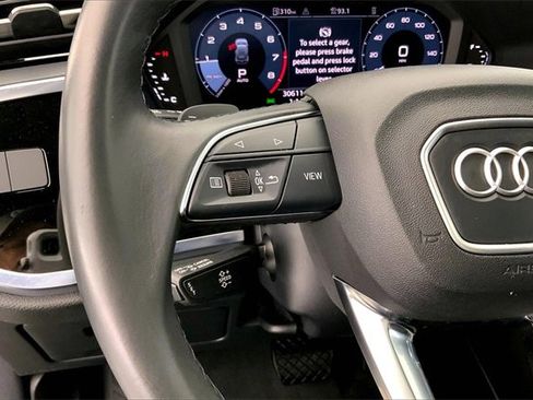 Certified 2023 Audi Q3 2.0T Premium w/ Convenience Package image 18