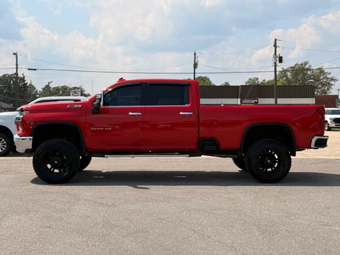 Used 2020 Chevrolet Silverado 3500 LTZ AWD/4WD image 6