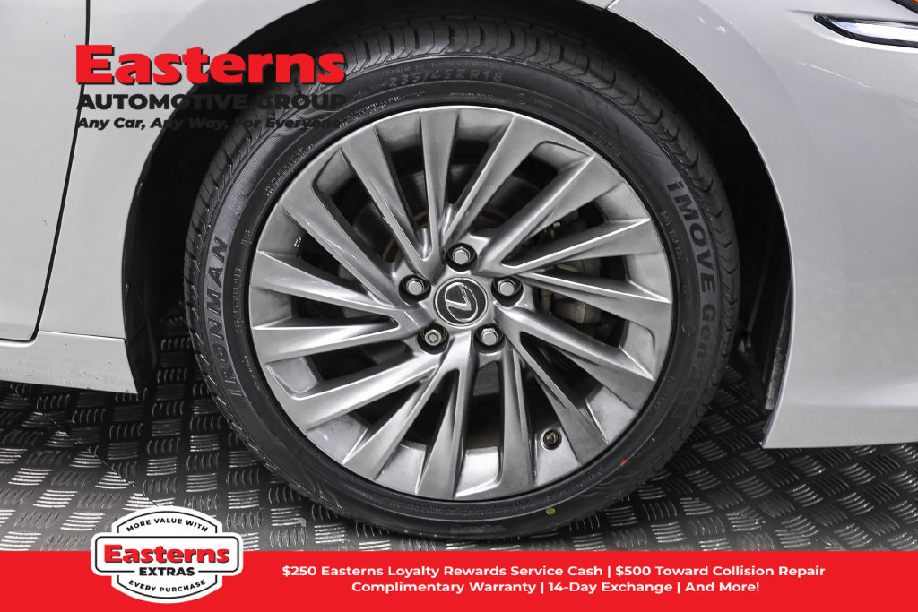 Used 2019 Lexus ES 350 w/ Accessory Package 2 FWD image 35