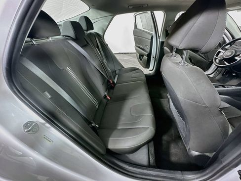 Used 2025 Hyundai Elantra SEL FWD image 11