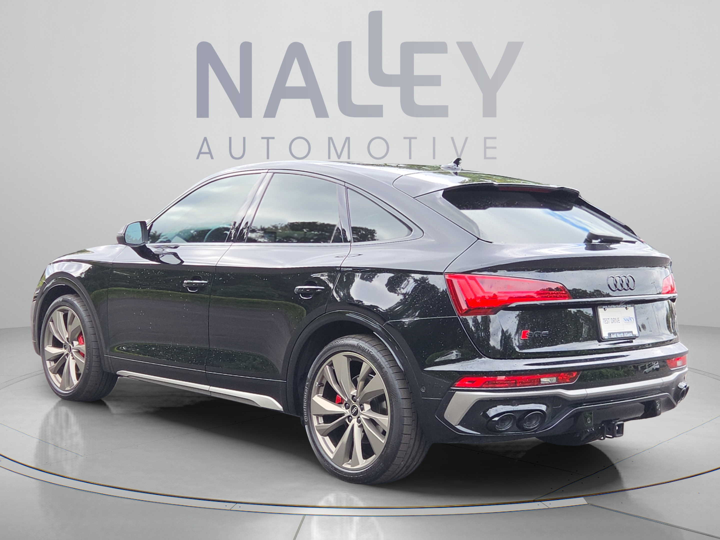 Used 2025 Audi SQ5 Prestige AWD/4WD image 3