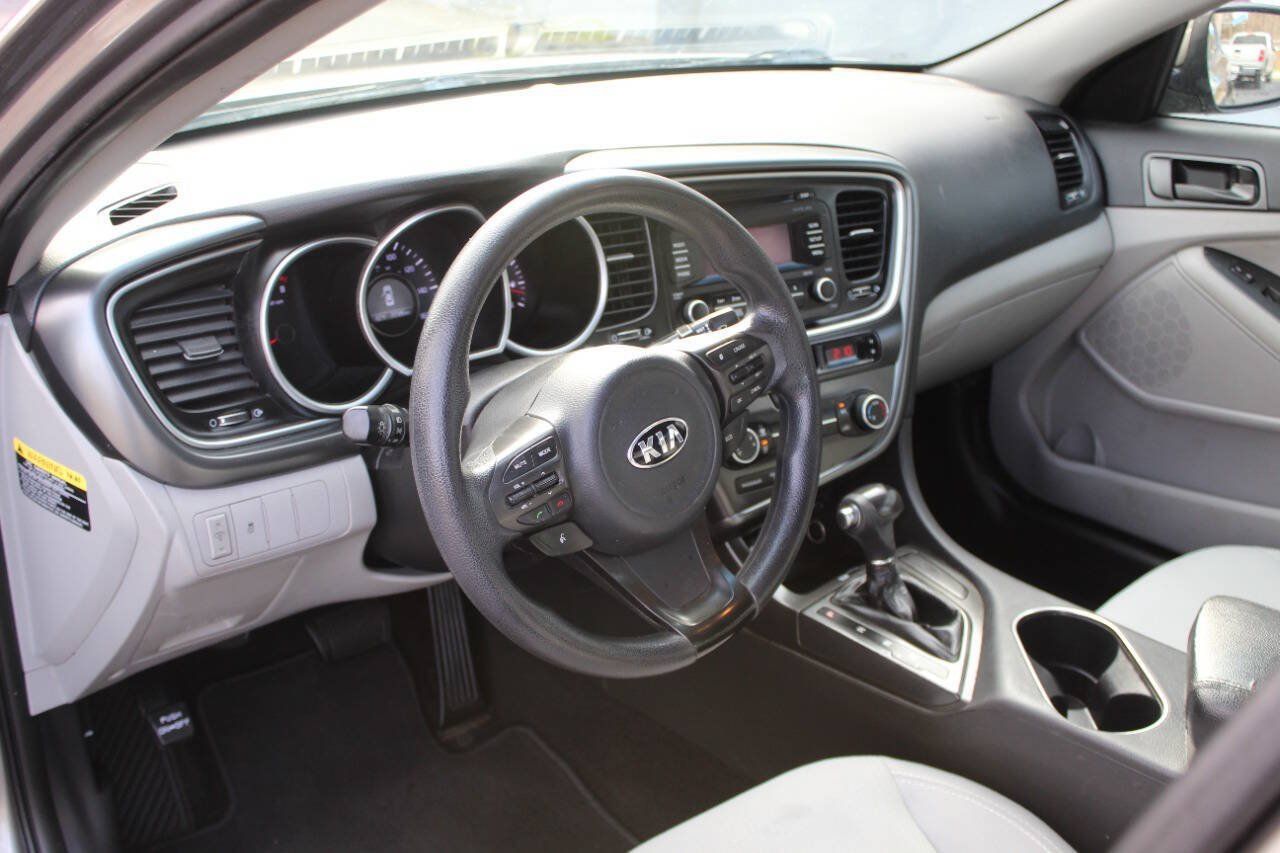Used 2015 Kia Optima LX FWD image 22