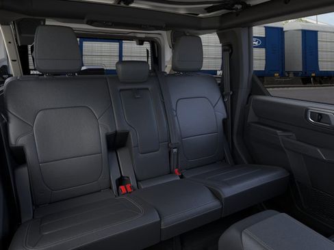 New 2025 Ford Bronco Badlands w/ Sasquatch Package image 11