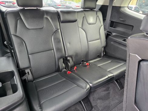 Used 2020 Kia Telluride S w/ S 8 Passenger Seating Package AWD/4WD image 33