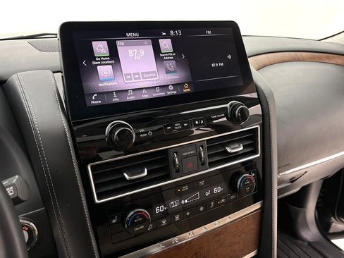 Used 2022 Nissan Armada SL w/ Captain's Chairs Package image 21