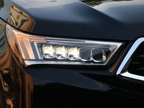 Used 2019 Acura MDX SH-AWD image 5