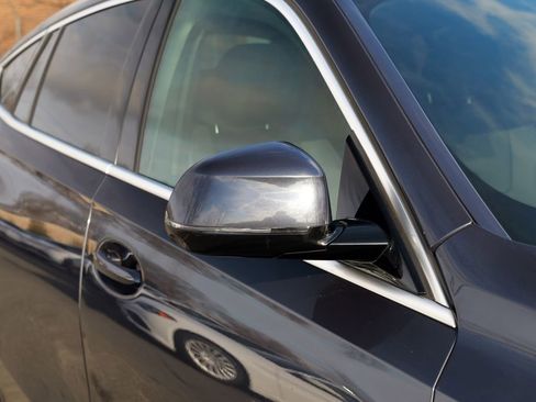 Used 2021 BMW X6 xDrive40i w/ Convenience Package image 11