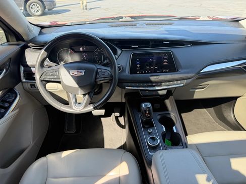 Used 2019 Cadillac XT4 Luxury FWD image 22
