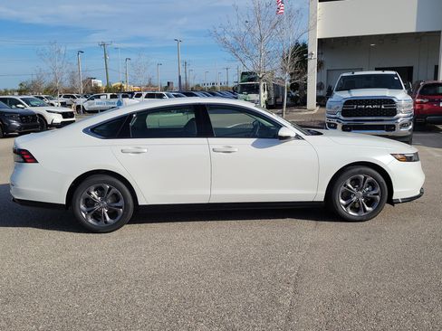New 2026 Honda Accord EX-L image 8