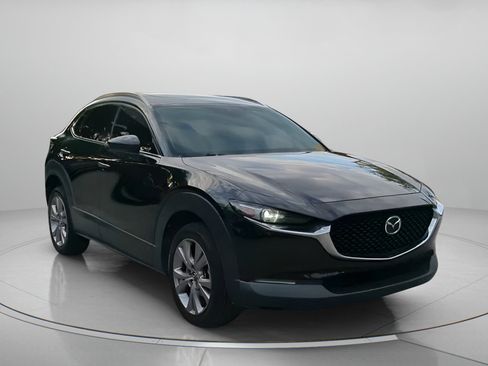 Used 2021 MAZDA CX-30 FWD 2.5 S w/ Premium Package image 2