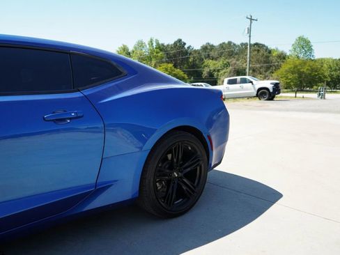 Used 2016 Chevrolet Camaro LT w/ Technology Package image 15