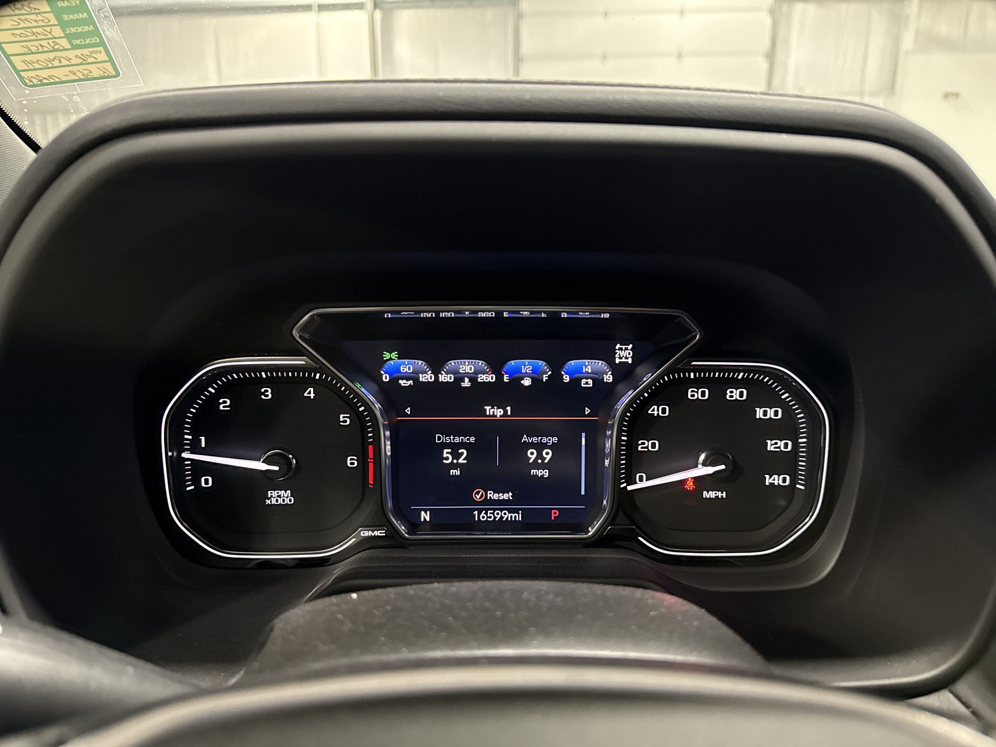 Used 2021 GMC Yukon SLT w/ SLT Premium Package AWD/4WD image 7