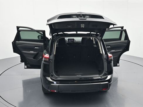 Certified 2024 Nissan Rogue SV FWD image 44