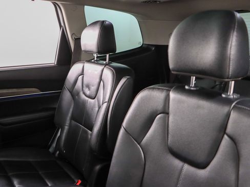 Used 2022 Kia Telluride SX image 25