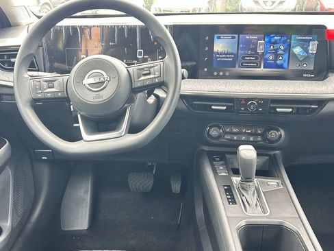 New 2026 Nissan Kicks SV w/ Cold Weather Package FWD image 19
