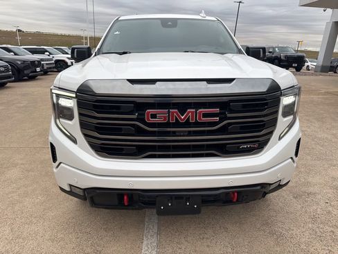 Used 2023 GMC Sierra 1500 AT4 w/ Technology Package image 10