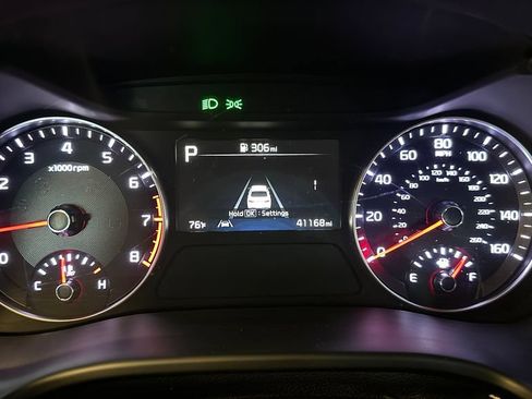 Used 2023 Kia Forte LXS FWD image 10