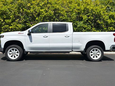 Used 2021 Chevrolet Silverado 1500 LT w/ Z71 Off-Road Package AWD/4WD image 7