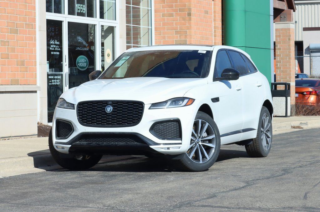 Used 2026 Jaguar F-PACE R-Dynamic S AWD/4WD image 1