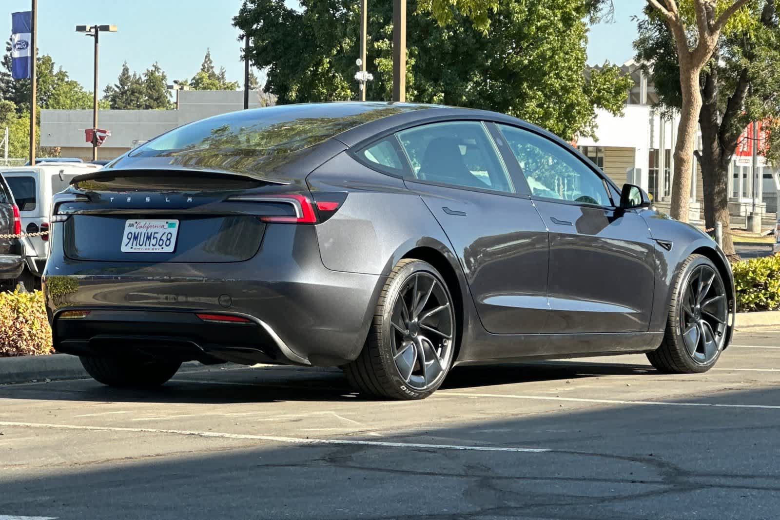 Used 2024 Tesla Model 3 Performance AWD/4WD image 2