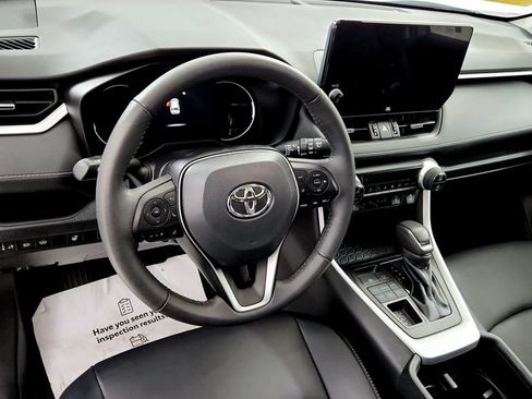 Used 2023 Toyota RAV4 XLE Premium AWD/4WD image 24
