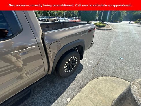 Used 2023 Nissan Frontier PRO-4X w/ Technology Package AWD/4WD image 5