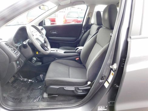 Used 2016 Honda HR-V LX image 7