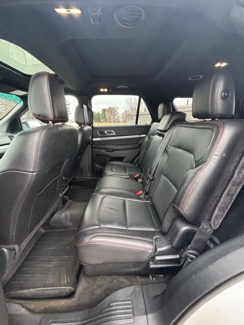 Used 2018 Ford Explorer Sport AWD/4WD image 11
