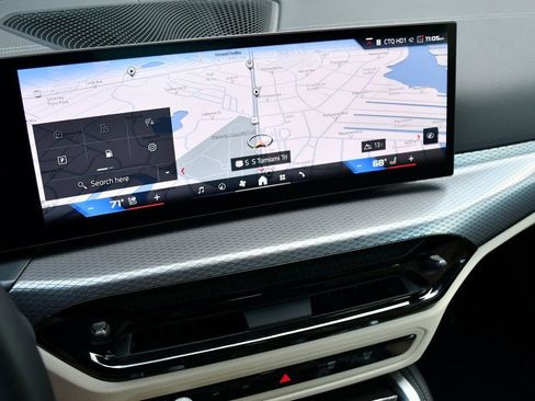 Used 2025 BMW M440i Convertible RWD image 65
