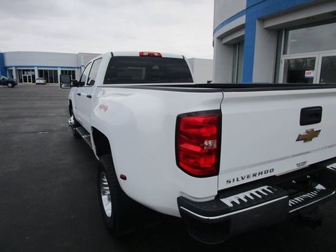 Used 2016 Chevrolet Silverado 3500 W/T w/ WT Convenience Package image 3