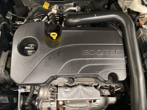 Used 2024 Chevrolet Equinox LT AWD/4WD image 4
