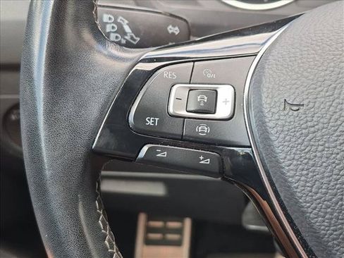 Used 2021 Volkswagen Tiguan SE R-Line AWD/4WD image 11