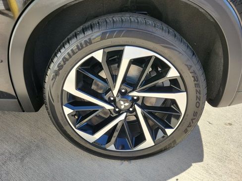 Used 2024 Mitsubishi Outlander SE image 28