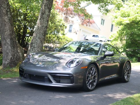 Used 2021 Porsche 911 GT3 RS image 2