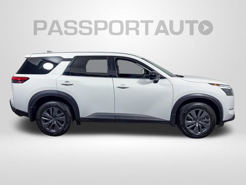 Certified 2024 Nissan Pathfinder S w/ Cargo Package AWD/4WD image 12