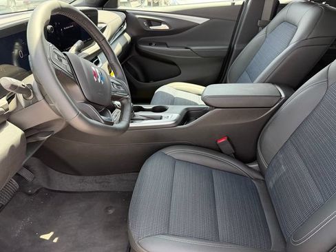 Used 2026 Buick Envista Preferred w/ Convenience I Package FWD image 11