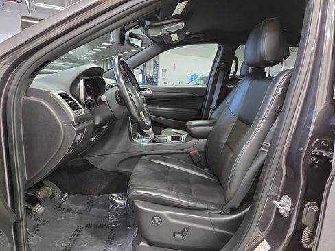 Used 2020 Jeep Grand Cherokee Altitude image 9