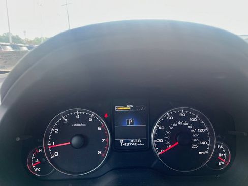 Used 2014 Subaru Outback 2.5i Limited AWD/4WD image 12