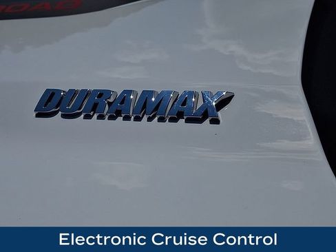 Used 2023 Chevrolet Silverado 1500 RST AWD/4WD image 32