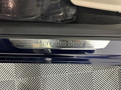 Used 2021 Mercedes-Benz E 350 Sedan image 19
