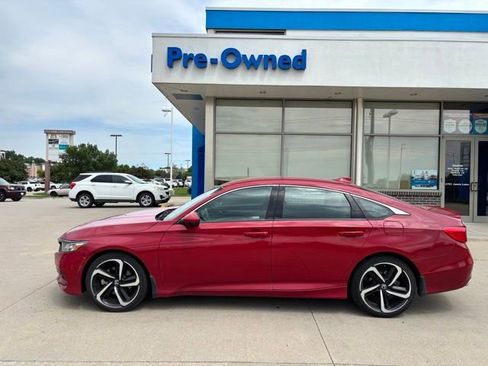 Used 2020 Honda Accord Sport image 7