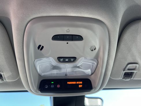 Used 2024 Buick Encore GX Avenir w/ Avenir Convenience Package FWD image 29