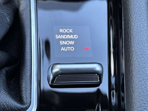 New 2026 Jeep Compass Trailhawk image 25