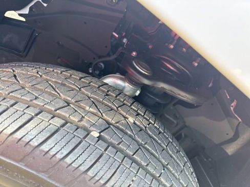 Used 2024 Toyota Tacoma SR5 RWD image 10