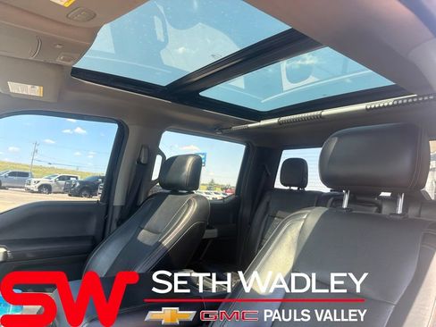 Used 2017 Ford F150 Lariat w/ Equipment Group 501A Mid AWD/4WD image 9